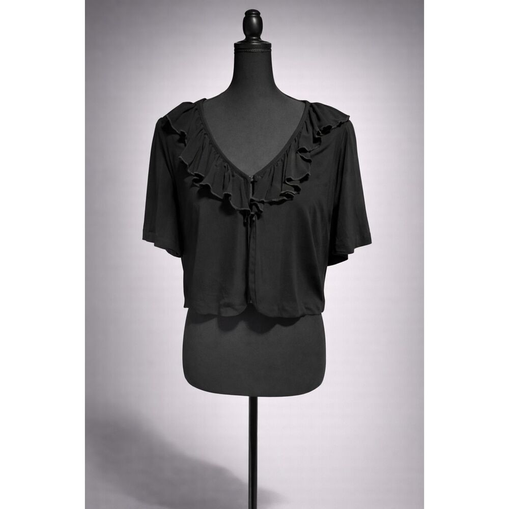 Chelsea & Muse Black Ruffle Open Front Cropped Jacket Overlay Short Sleeve